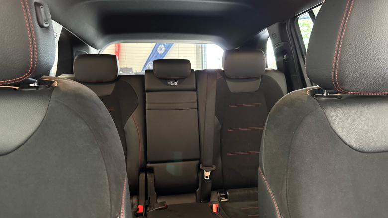 Mercedes-Benz GLB 200 AMG Line Premium 5dr 7G-Tronic Petrol Estate